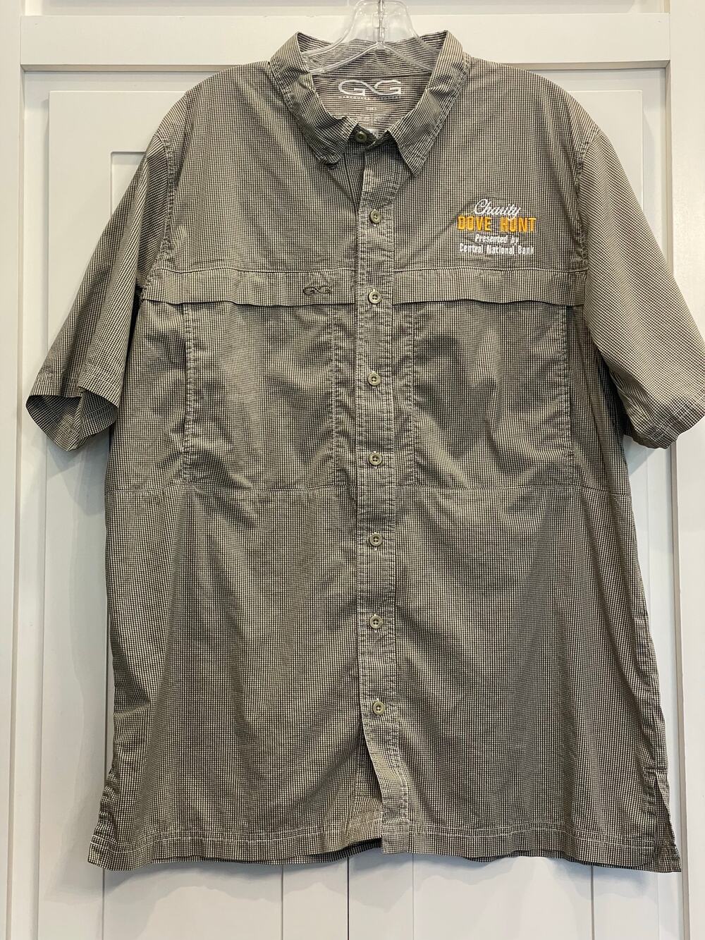 Game Guard Outdoors green gray check branded short sleeve button up L